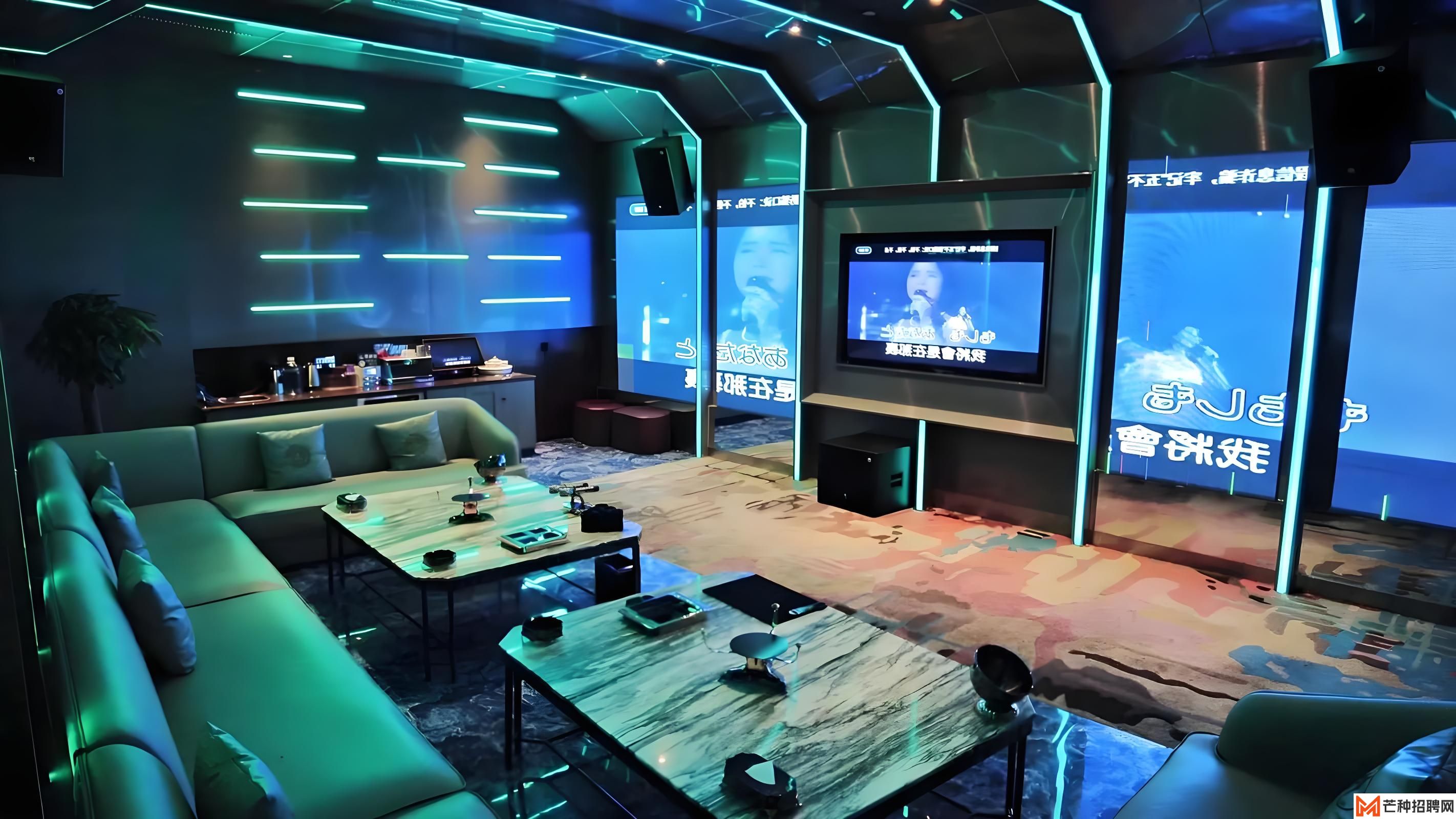 南京夜场娱乐：线上线下互动新模式