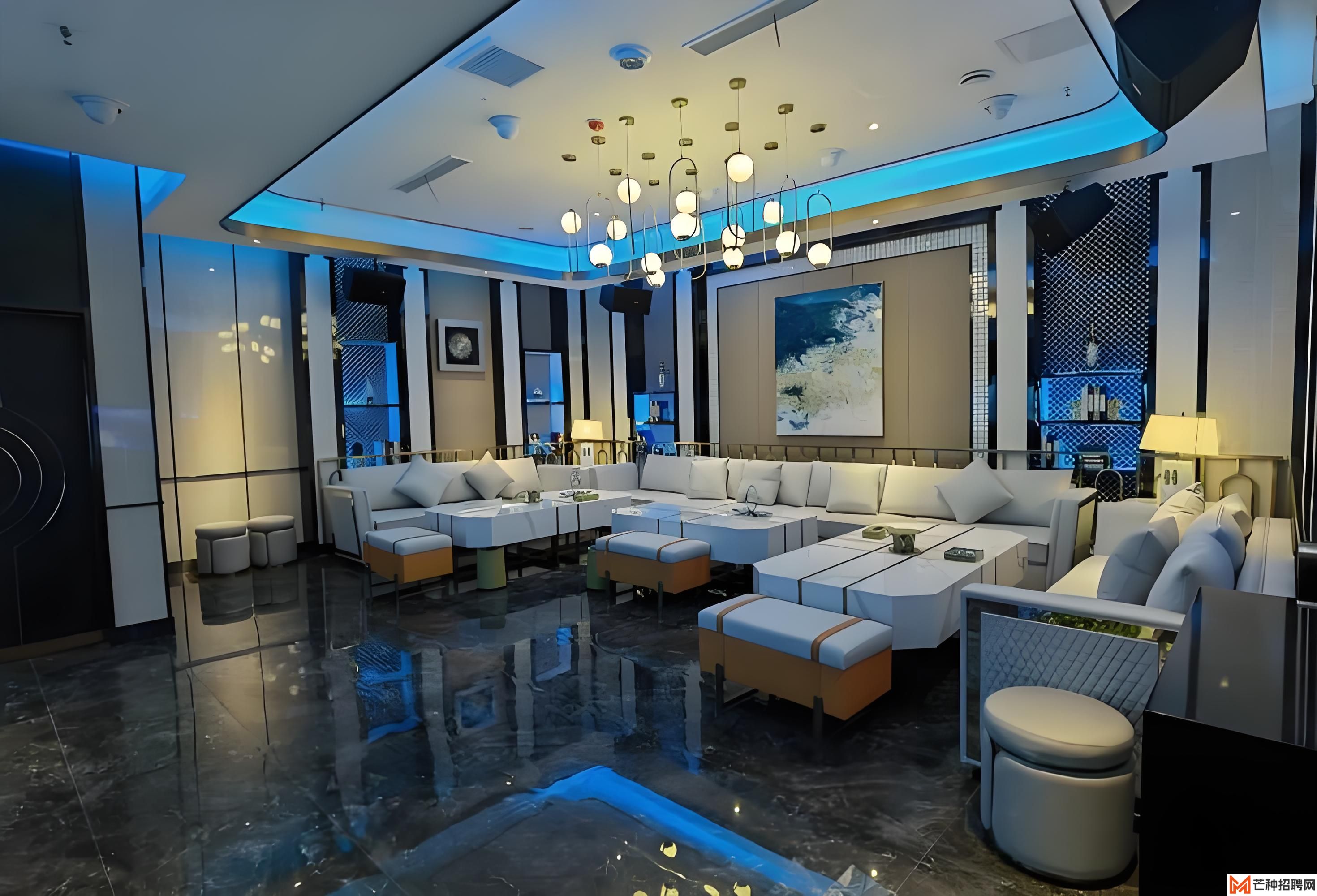 仙林大学城夜场急招女性兼职，让你的夜生活闪闪发光！