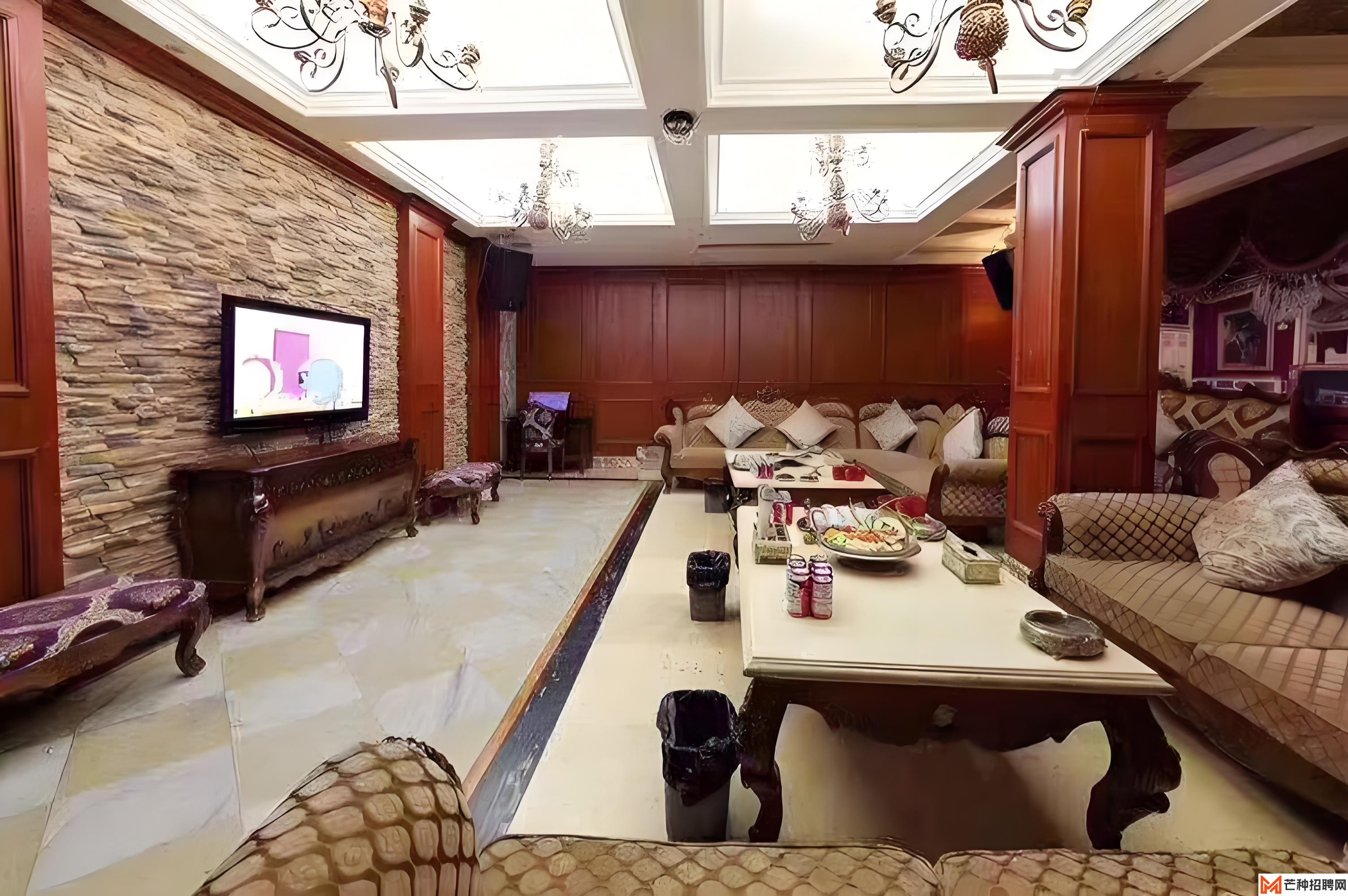 南京高端夜店招聘：香槟推广专员，精彩夜场生活等你来体验！